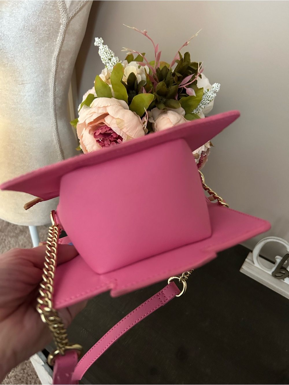 Betsey Johnson Dog Beach house Crossbody - Picture 6 of 11